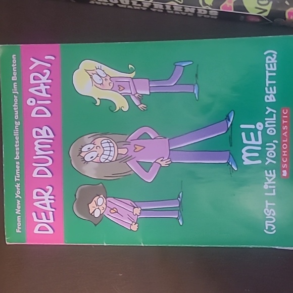 PreTeen Novels - Picture 2 of 6